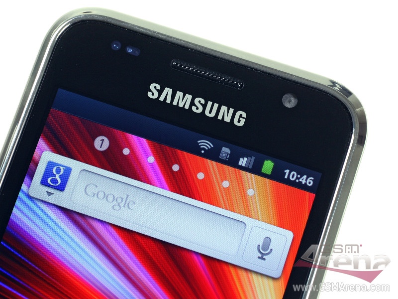 Samsung Galaxy S Plus. Передняя панель