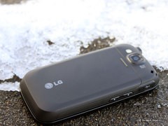 LG GW620: Android для любителей социальных сетей