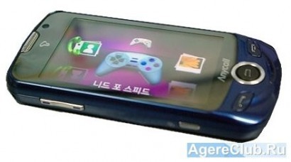 SCH-W960 AMOLED 3D - первый телефон с 3D дисплеем.