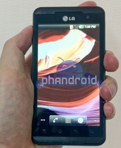 LG подтвердила разработку смартфона с 3D-экраном