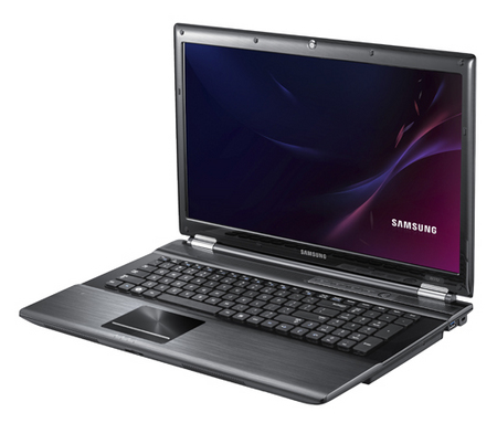 Ноутбук Samsung RF712 покажет 3D на высокой яркости