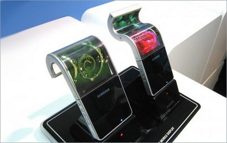 Samsung начнёт производство гибких AMOLED-дисплеев в 2012 году