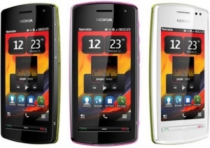 Symbian-смартфон Nokia 600 в продаже не появиться