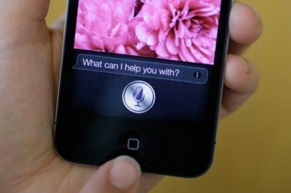 Французские хакеры взломали Siri