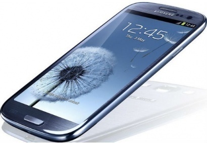 Samsung Galaxy S III появится на прилавках отечественных магазинов с 14 июня