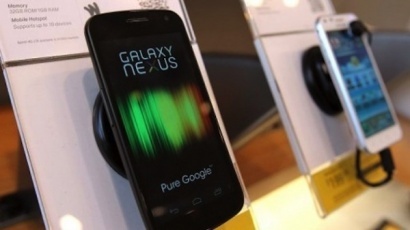 Google и Samsung планируют создать планшет, у которого экран гораздо четче, чем у продукта яблочной компании