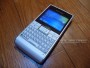Sony Ericsson Faith  - коммуникатор с QWERTY клавиатурой