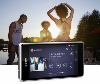 Sony объявила о старте продаж Xperia E1 и Xperia E1 Dual в России