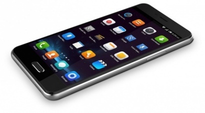 Elephone P5000 – самый автономный смартфон