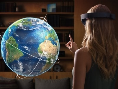 HoloLens: очки виртуальной реальности появятся уже в 2016 году