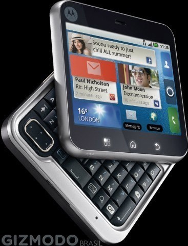 Motorola Flipout - квадратный ротатор с QWERTY на базе Android OS
