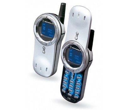 Motorola V70